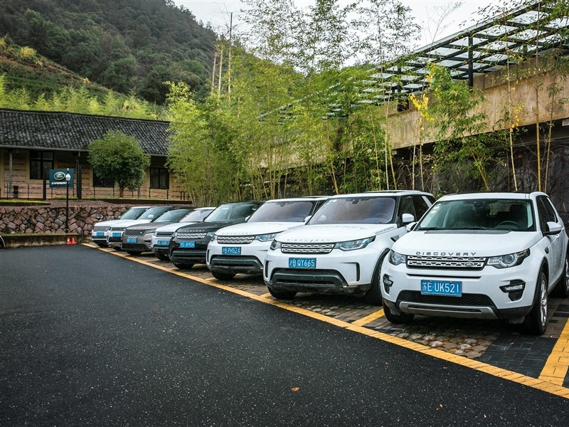 突破全地形!路虎湖州体验中心分销商培训圆满落幕!