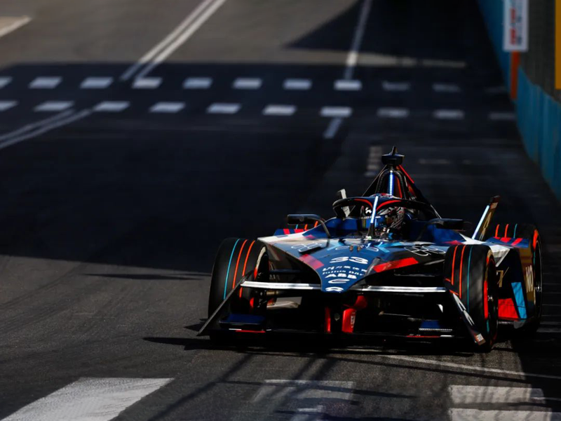 今年会体育-“苏超”走红 “足球+”效应撬动江苏全域消费增长